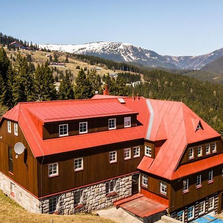 Capkova Chata Hotel Pec pod Sněžkou Eksteriør billede