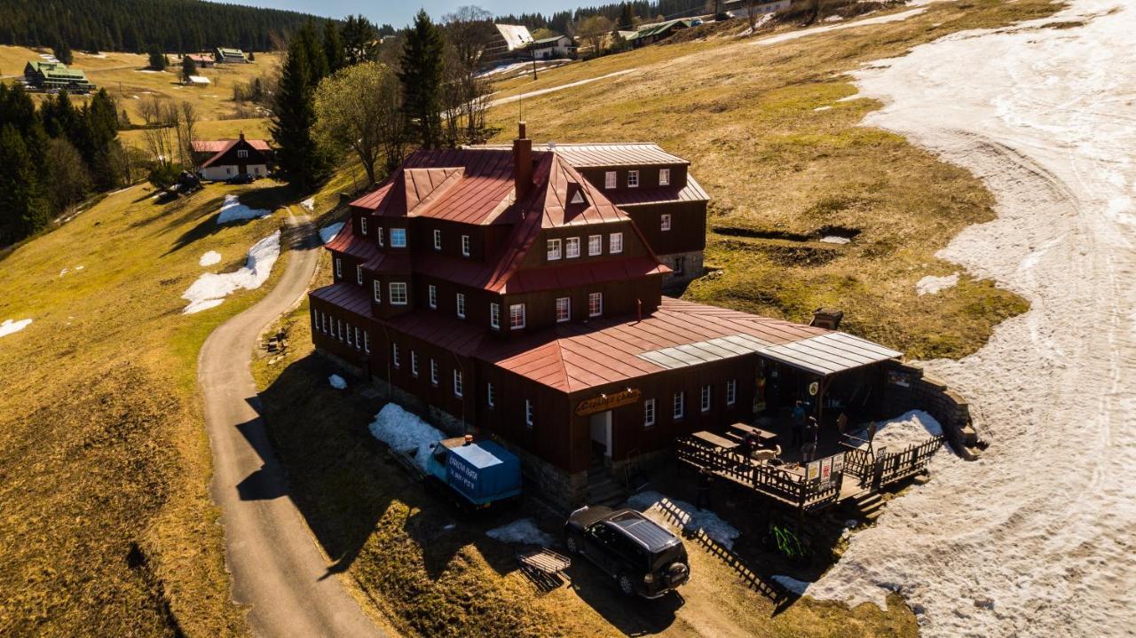 Capkova Chata Hotel Pec pod Sněžkou Eksteriør billede